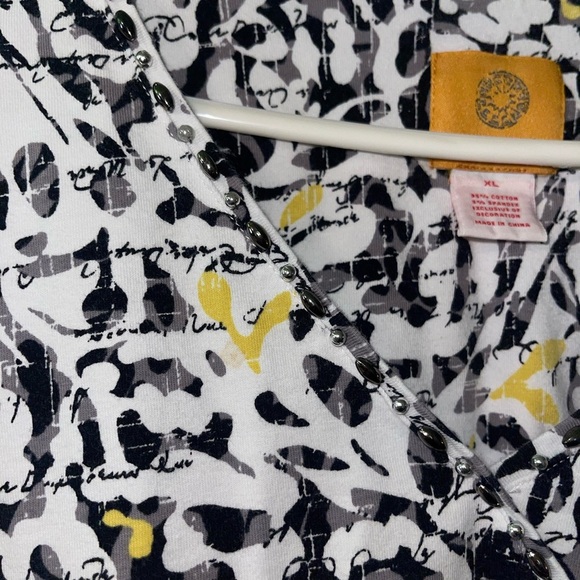 Ruby Rd. Abstract Print Blouse - Black, White, Yellow - Picture 5 of 8